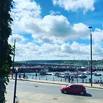 Ivy By The Sea
