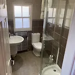 Ivy By The Sea 3*