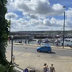 Hotel Ivy By The Sea Scarborough