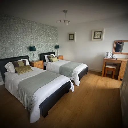 Hotel Ivy By The Sea Scarborough