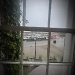 Ivy By The Sea 3*