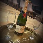 فندق Ivy By The Sea سكرابورو
