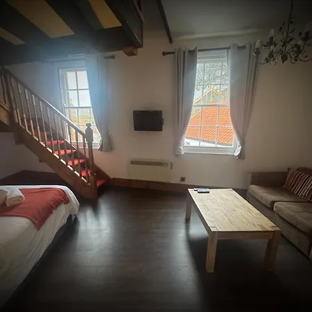 Ivy By The Sea Hotel