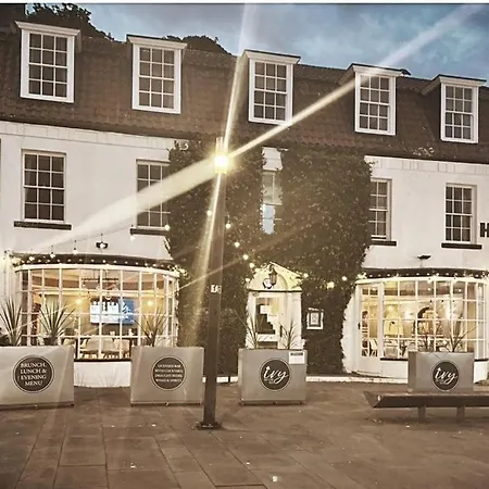 Ivy By The Sea Hotel