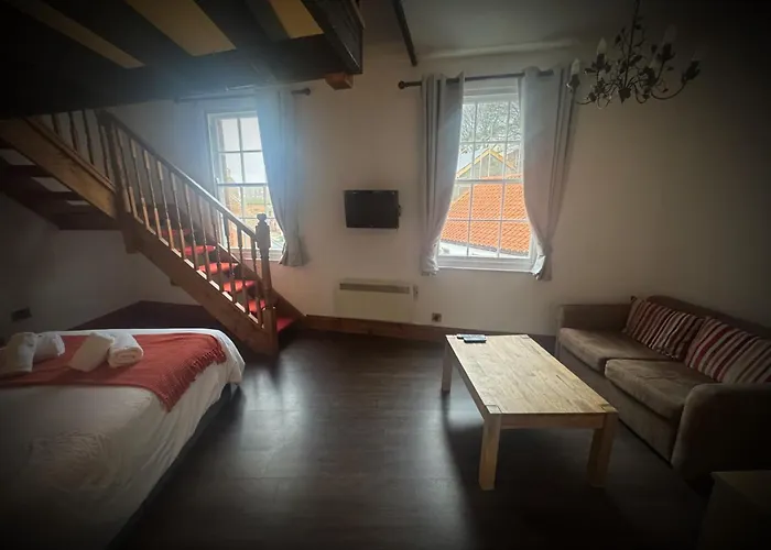 Ivy By The Sea Hotel